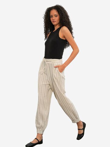 Effilé Pantalon Bigdart en beige