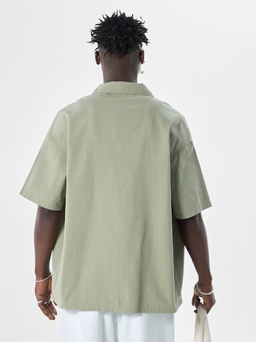 VAMOS CLO Comfort fit Button Up Shirt in Green