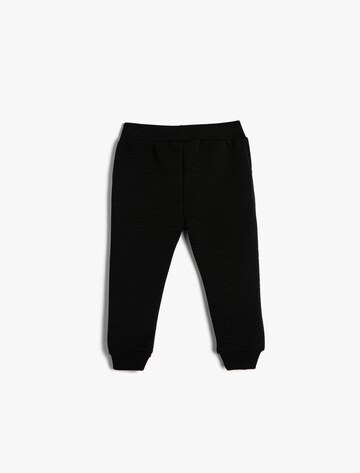 Koton Tapered Broek in Zwart
