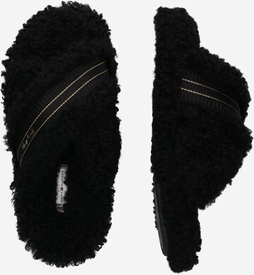 TOMMY HILFIGER Slippers in Black