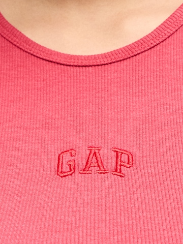 GAP T-Shirt in Rot