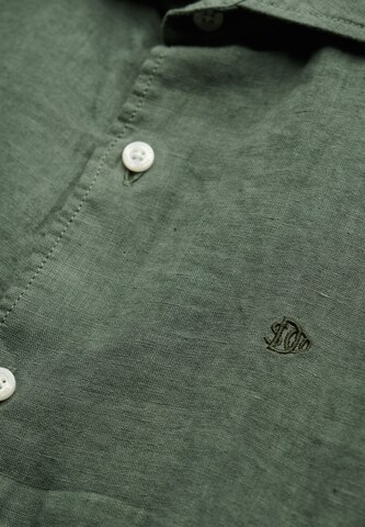 Coupe regular Chemise 'Vacation' Superdry en vert