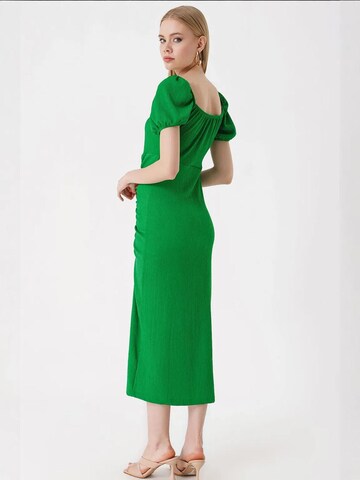 Robe Bigdart en vert