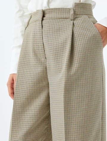 Koton Regular Pleat-front trousers in Brown