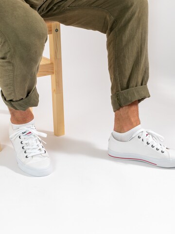 Occulto Ankle Socks 'Alex' in White