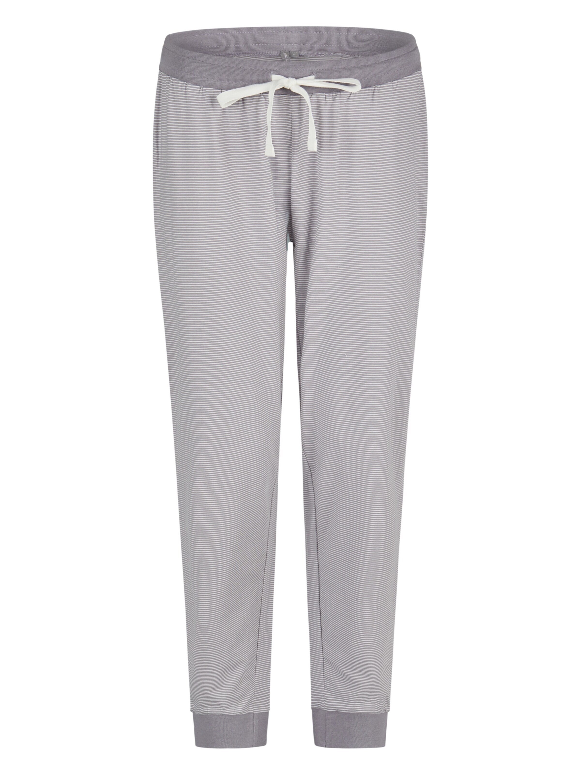 By Louise Pajama in Grey