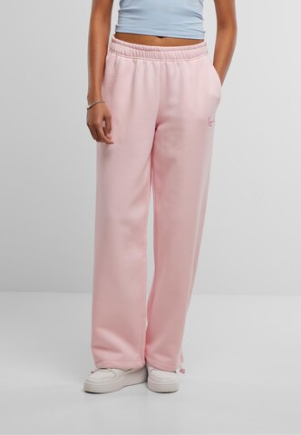 Karl Kani Regular Pants in Pink