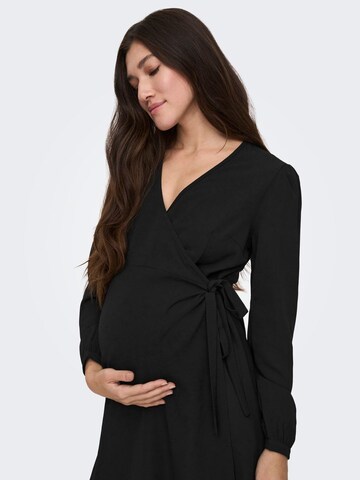Only Maternity Kleid in Schwarz