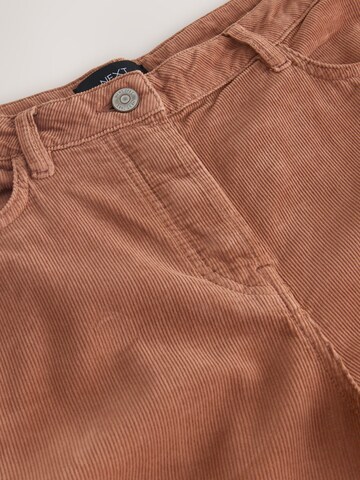 Next Regular Hose in Braun