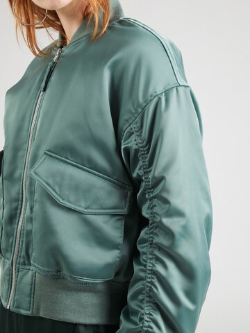 LEVI'S ® Between-Season Jacket 'Andy Techy Jacket' in Green