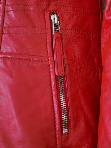 Jilani - Chaqueta de entretiempo 'Sofinea' en rojo