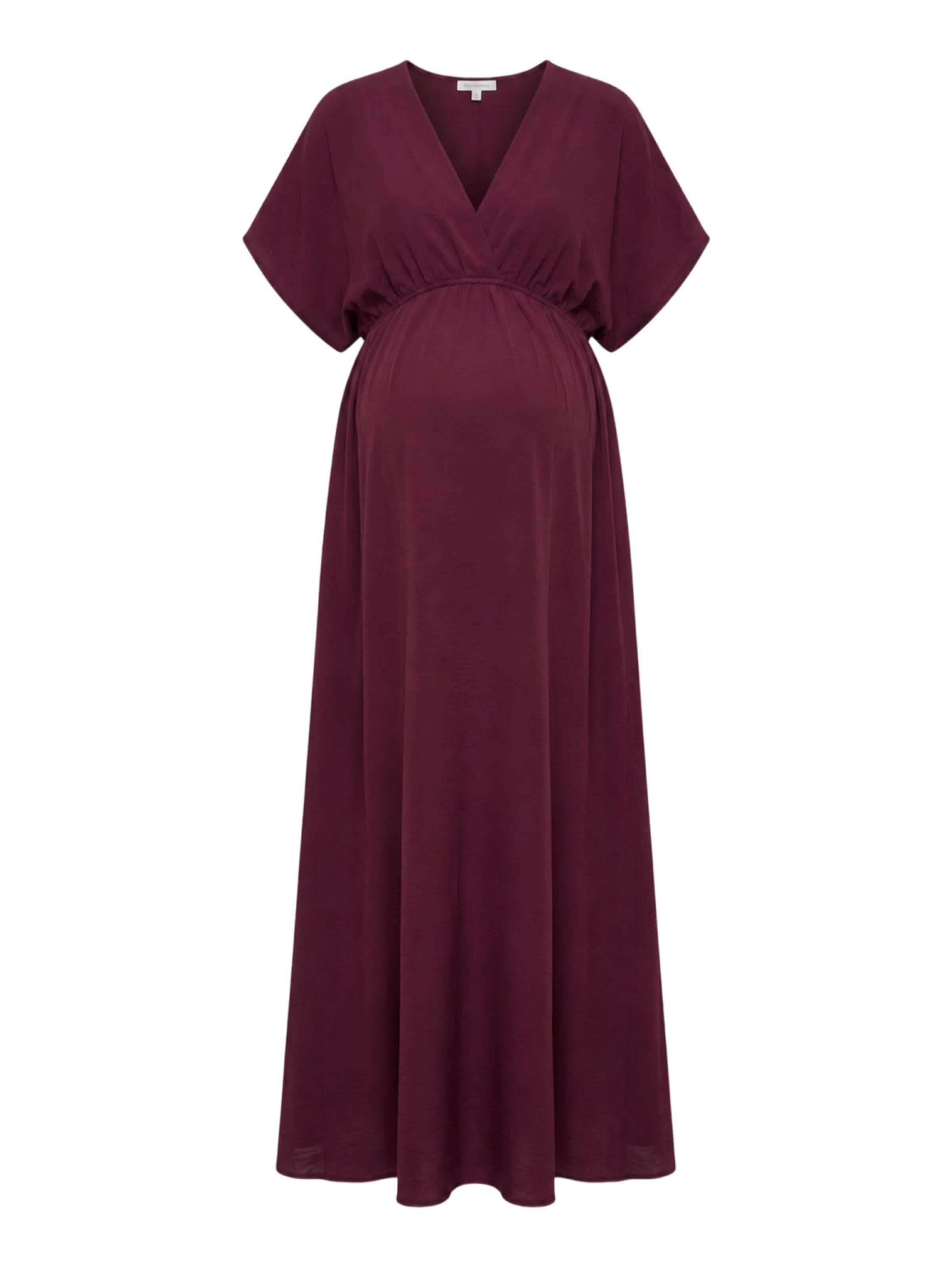 LYN MAMA Dress in Red: front