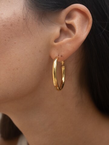 Made by Nami Earrings in Gold