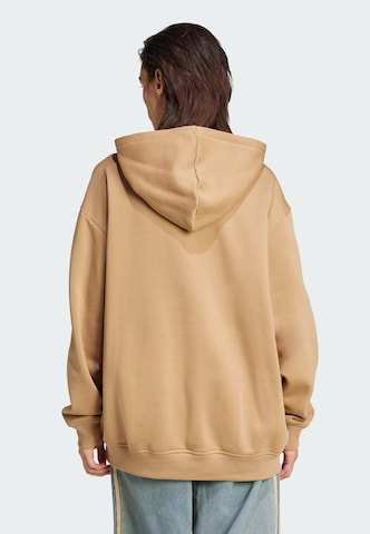 ADIDAS ORIGINALS - Sudadera 'Essentials' en marrón