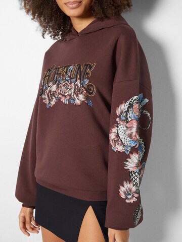 Bershka Sweatshirt in Bruin