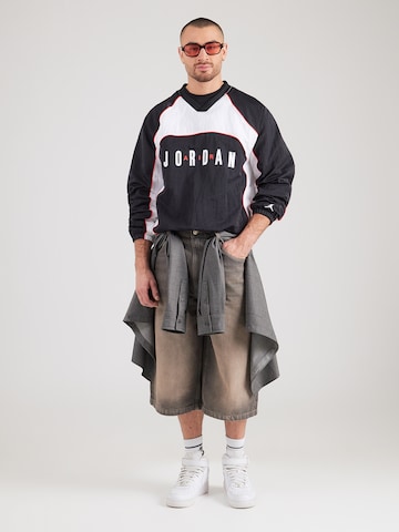 Jordan Paita värissä musta