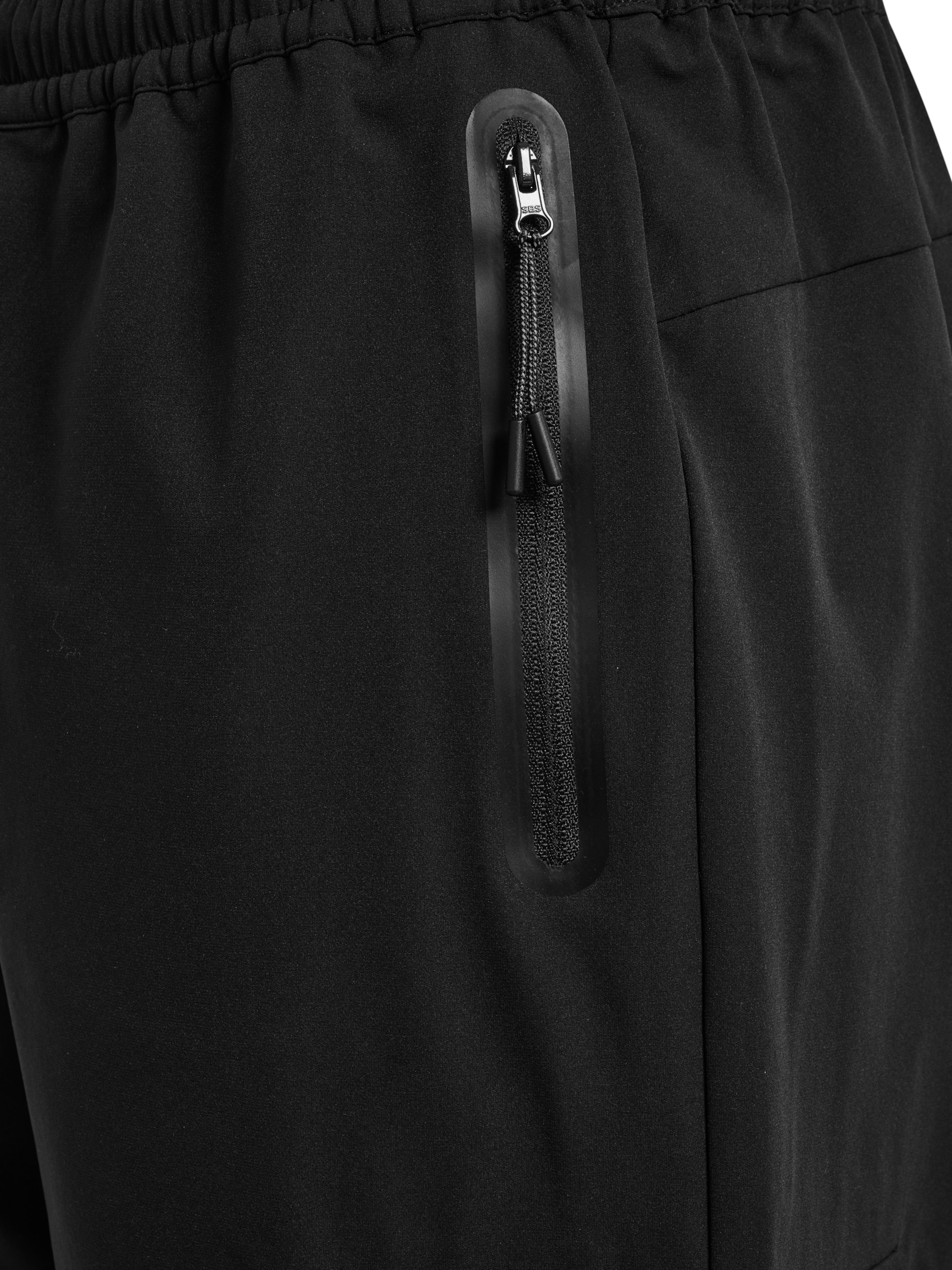 Loosefit Pantalon de sport Hummel en noir