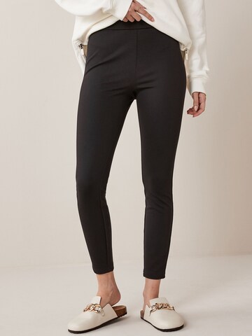 Next Skinny Leggings in Schwarz: Vorderseite