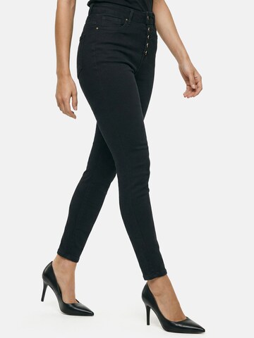 Skinny Jeans 'F136' di Tazzio in nero