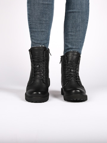 Stivale stringato 'KAJSA' di BLACKSTONE in nero