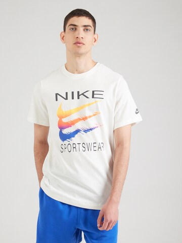 Nike Sportswear Shirt in White: front