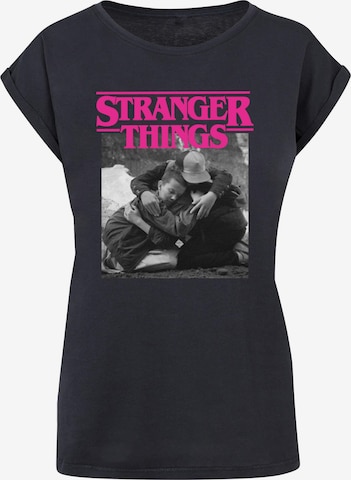 ABSOLUTE CULT Shirt 'Stranger Things - Square Photo' in Blauw: voorkant