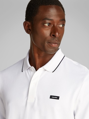 Calvin Klein Μπλουζάκι σε λευκό