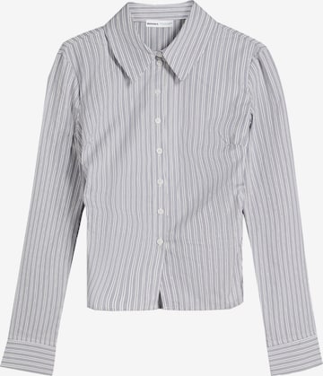 Bershka Pusero värissä harmaa: etupuoli