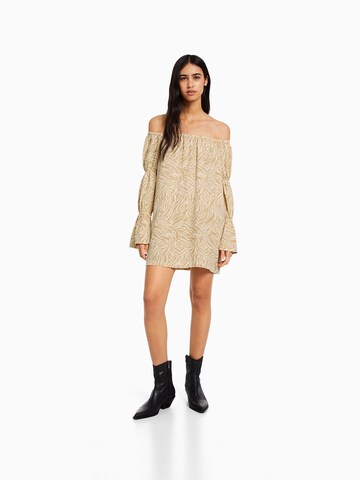 Robe Bershka en beige