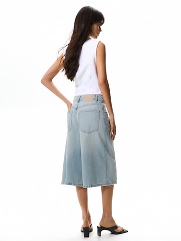Pull&Bear Baggy Shorts in Blau