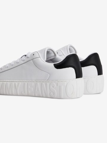 Tommy Jeans Sneakers in White