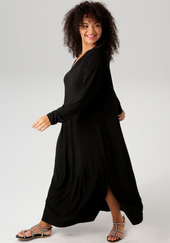 Aniston Dress in Black