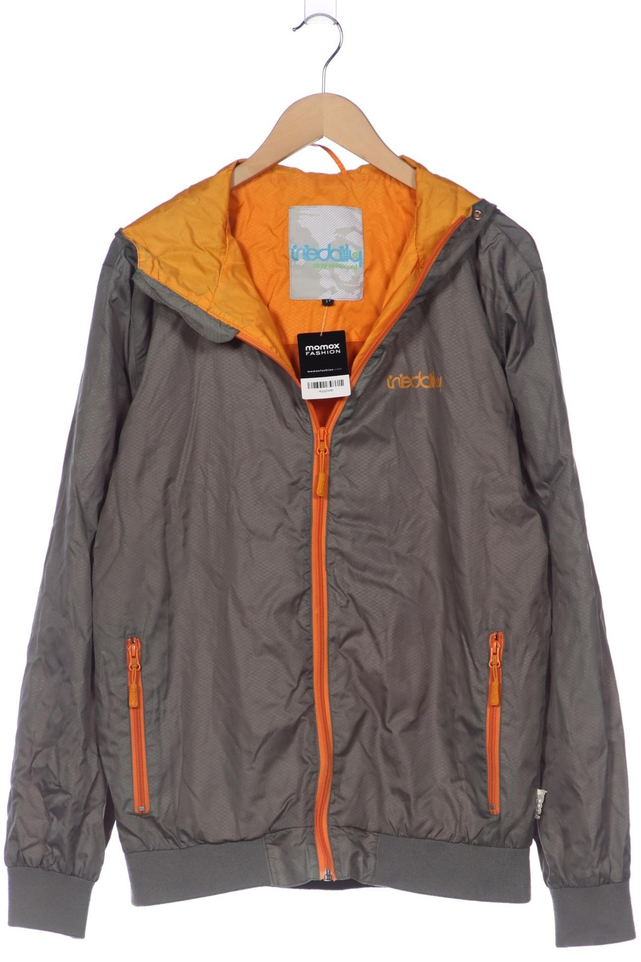 Iriedaily Jacket & Coat in L in Green: front