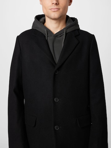 UNITED COLORS OF BENETTON Between-Seasons Coat in Black