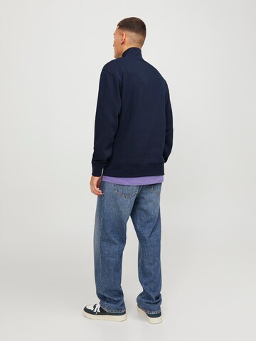 JACK & JONES Sweatshirt in Blau