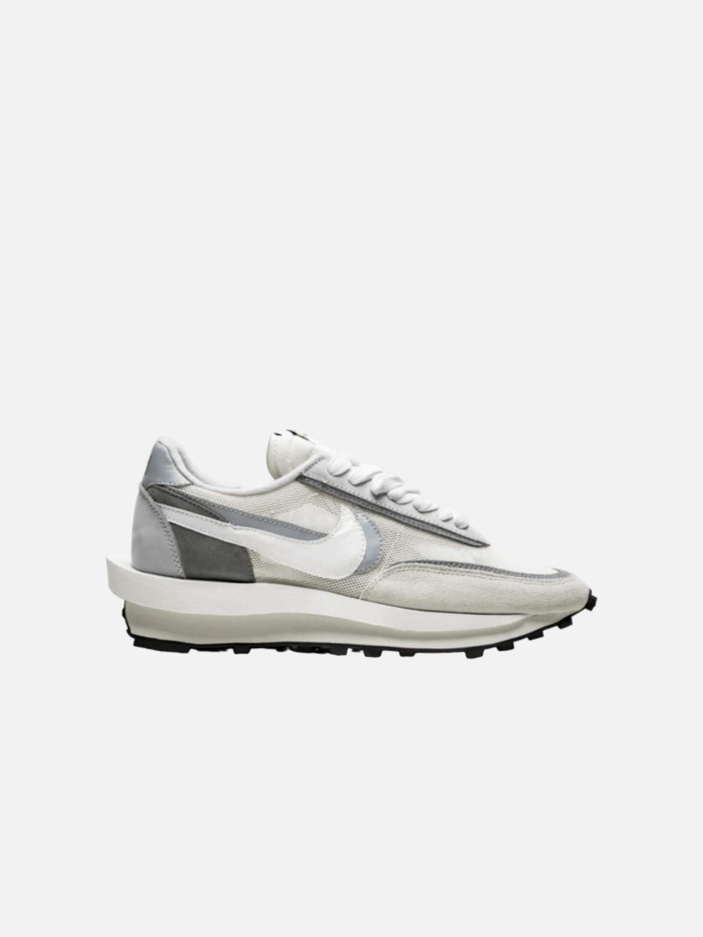 Baskets basses 'Sacai LD Waffle' NIKE en gris : devant