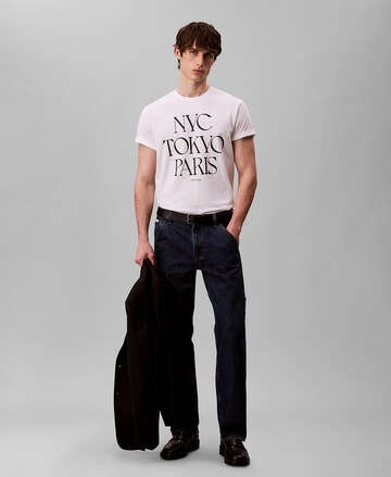 T-Shirt 'Flagship Cities ' Calvin Klein Jeans en blanc