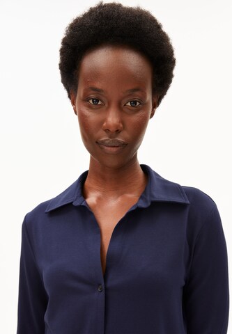 ARMEDANGELS Blouse 'Nalaannia' in Blauw