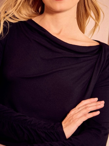 love & roses Футболка в Черный