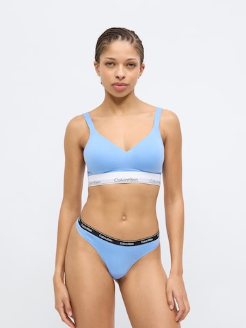 Tanga de la Calvin Klein Underwear pe bej