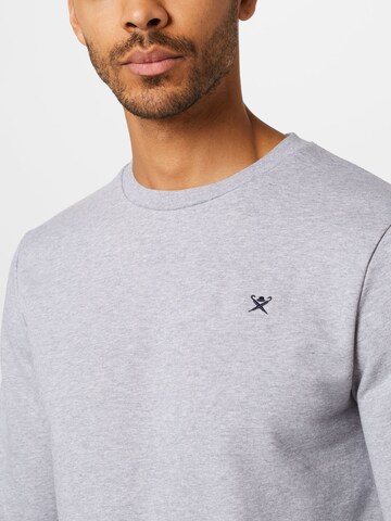 Hackett London Sweatshirt 'HACKETT' in Grau