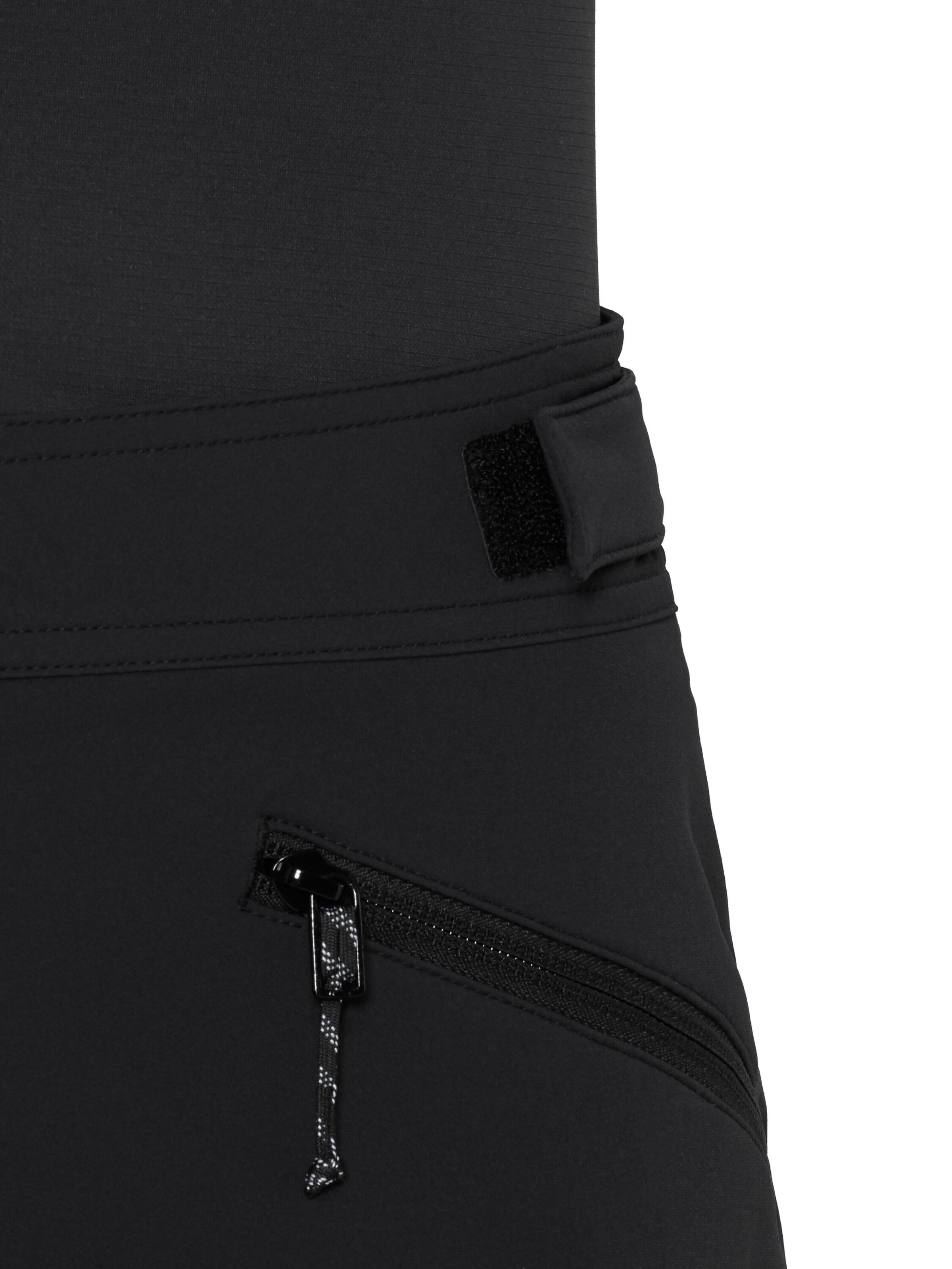 MAMMUT Slimfit Sporthose in Schwarz
