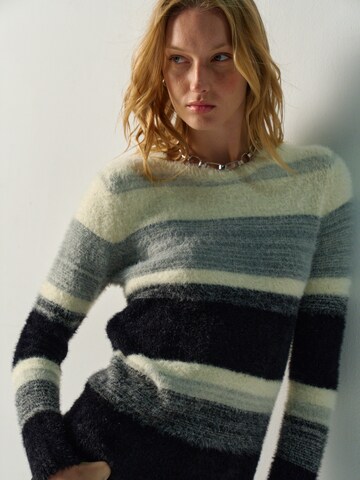 Pullover di KOROSHI in colori misti