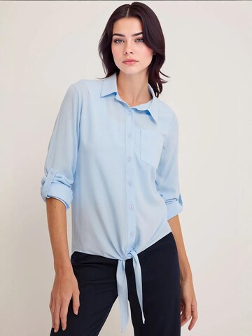 Bigdart - Camisa em azul: frente