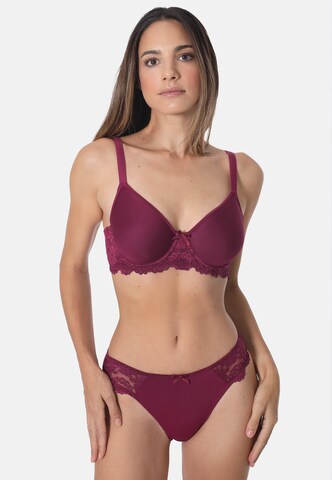 Invisible Soutien-gorge 'CLASSIC LACE' sassa en rouge : devant