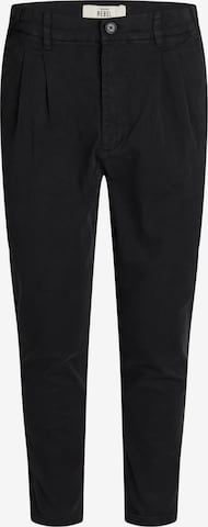 Redefined Rebel Regular Pleat-Front Pants 'Jacko' in Black: front