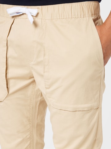 Tommy Jeans Tapered Hose 'Scanton' in Beige