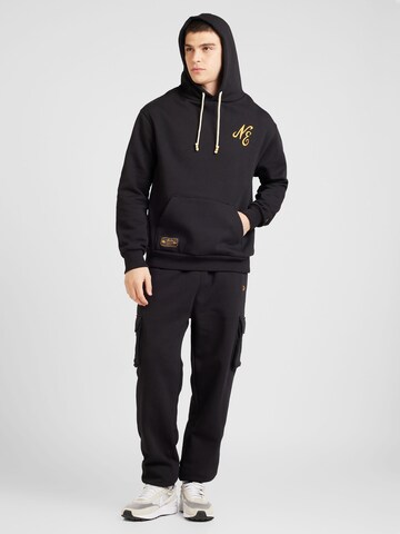 NEW ERA Tapered Cargo Pants in Black