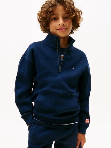 TOMMY HILFIGER Sweatshirt in Blauw: voorkant