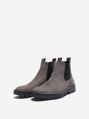 SELECTED HOMME Chelsea Boots 'Ricky' in Grau